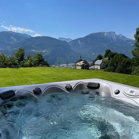 Le Pery Bed and Breakfast 3*