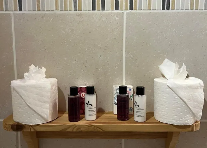 Le Pery Bed & Breakfast 3*